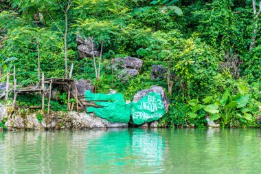 Lagoa Azul em vang vieng, laos