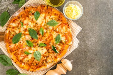 Kum midyeli pizza - Italyan Mutfagi 