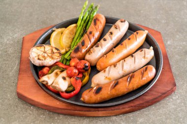 sebzeli ızgara sosis