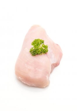 Taze çiğ tavuk filetosu.