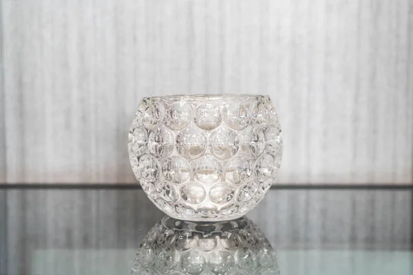 Свічка скляній вазі — стокове фото