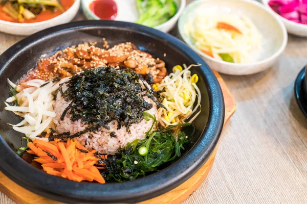 한국 전통 음식 (비빔밥) — 스톡 사진