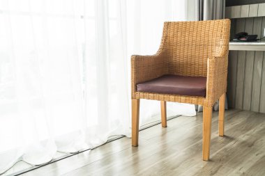 Kanepe oturma Interio dekorasyonda güzel lüks yastık