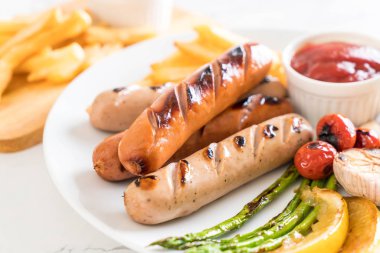 sebzeli ızgara sosis
