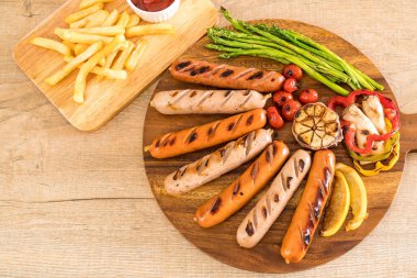 sebzeli ızgara sosis