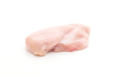 Taze çiğ tavuk filetosu.