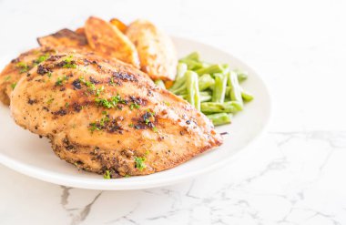 ızgara tavuk biftek 