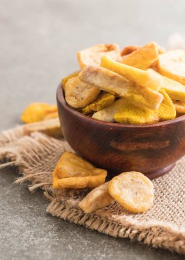 meyve yongaları karıştırın