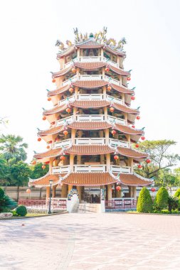 ejderha Müzesi: Suphanburi'nde güzel mimari