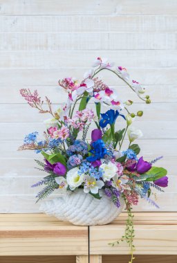 buket çiçek vazosu