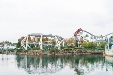Osaka, Japonya - 21 Kasım 2016: Roller coaster Universal Studios
