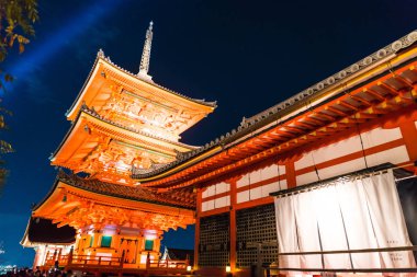 Kiyomizu-dera Tapınağı güzel mimari Kyoto.