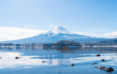 Dağ Fuji San Kawaguchiko Gölü.