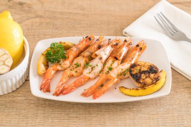 gebakken garnalen met knoflook 