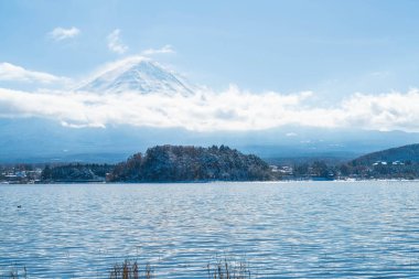 Dağ Fuji San Kawaguchiko Gölü.
