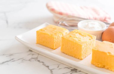 Ev yapımı turuncu kek