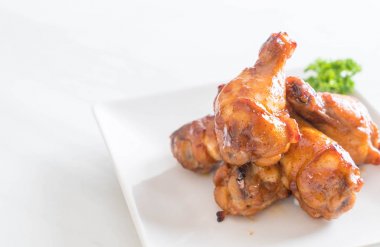 Barbekü tavuk kanadı