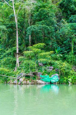 Lagoa Azul em vang vieng, laos