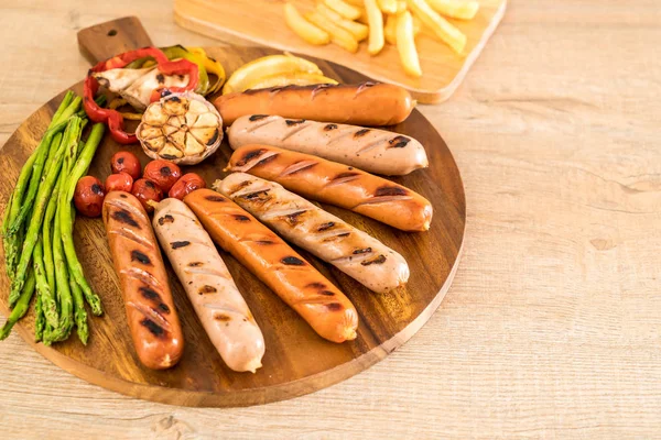 Grilled sausage with vegetable — Stock Photo, Image