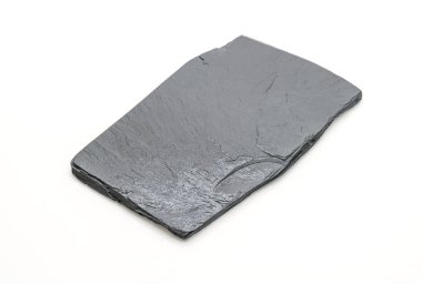 Beyaz arka plan üzerinde arduvaz levha