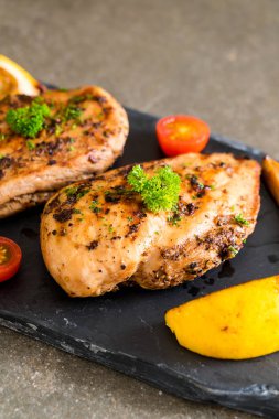 ızgara tavuk biftek