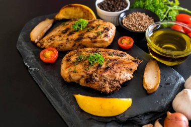 ızgara tavuk biftek