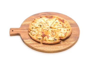 Kremalı mantarlı pizza