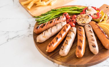 sebzeli ızgara sosis