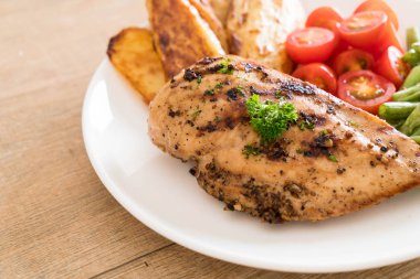 ızgara tavuk biftek 