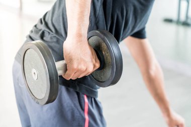 Yakın çekim el holding halter
