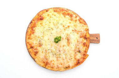 dört peynirli pizza