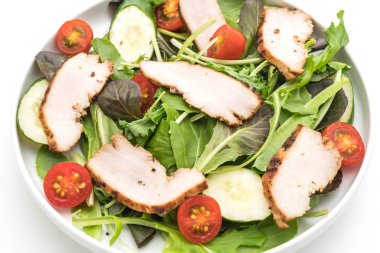 salata ızgara tavuk - sağlıklı gıda tarzı ile karıştırın