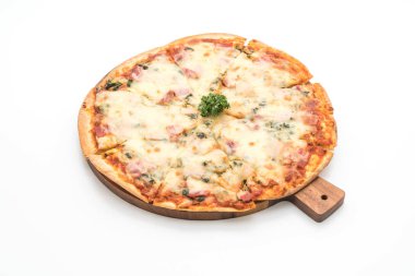 Ispanak ve pastırma pizza