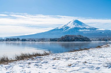 Dağ Fuji San Kawaguchiko Gölü.