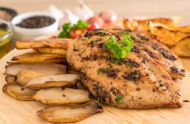 Sebzeli ızgara tavuk biftek 