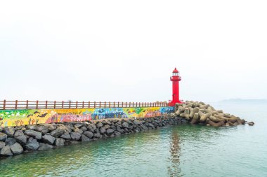 Jeju adasında kırmızı fener