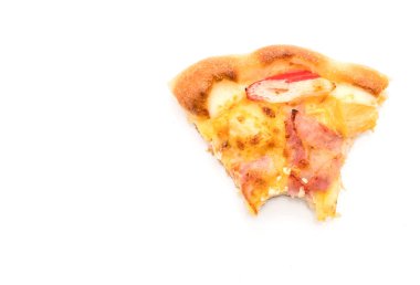 Beyaz arka plan üzerinde izole hawaiian deniz ürünleri pizza 