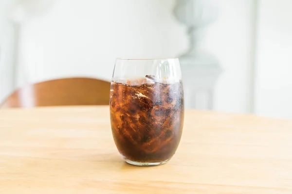 Un vaso de cola —  Fotos de Stock