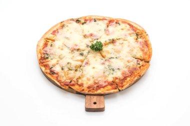 Ispanak ve pastırma pizza