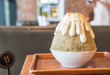 Matcha yeşil çay buz tıraş