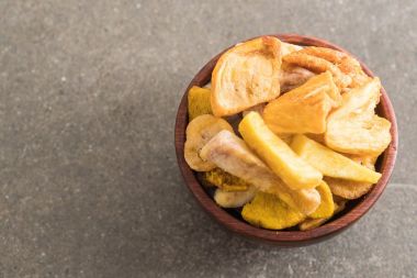 meyve yongaları karıştırın