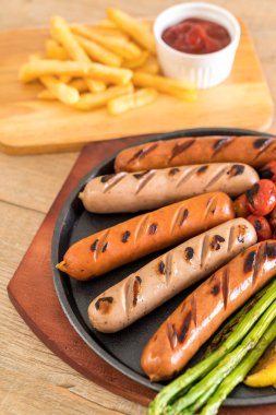 sebzeli ızgara sosis