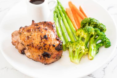 ızgara tavuk biftek 