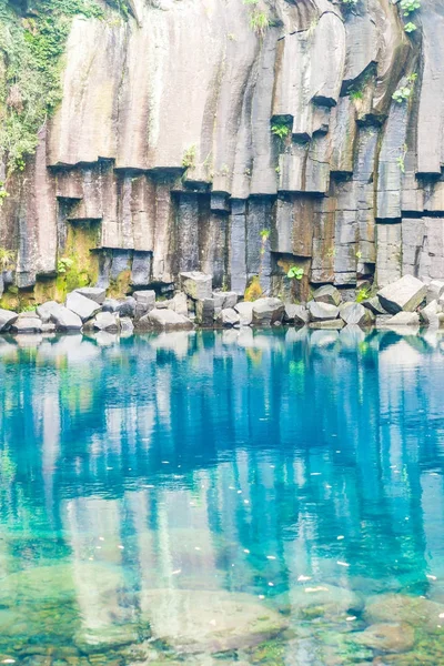 Cheonjeyeon waterfalls in Jeju Isaland — Stock Photo, Image