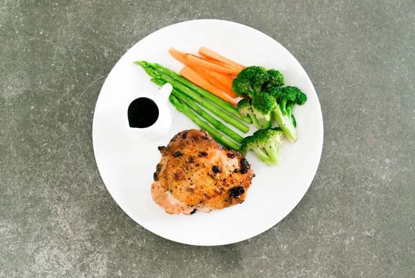 구운된 닭고기 스테이크 — 스톡 사진