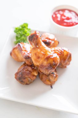 Barbekü tavuk kanadı