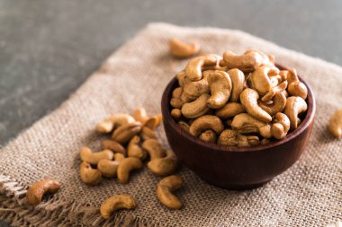 kavrulmuş kaju fıstığı