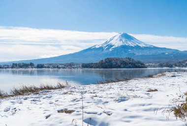 Dağ Fuji San Kawaguchiko Gölü.