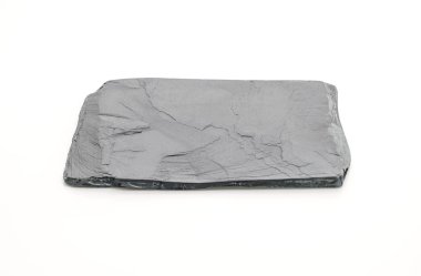 Beyaz arka plan üzerinde arduvaz levha