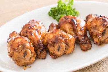 Barbekü tavuk kanadı